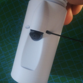 Fig. 4: Mise en place et fixation de la caméra