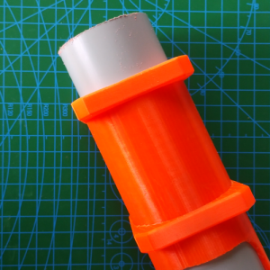Fig. 2: Emmanchement du tube dans le gabarit